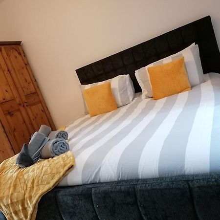 Agnes House Hotell Grimsby Exteriör bild
