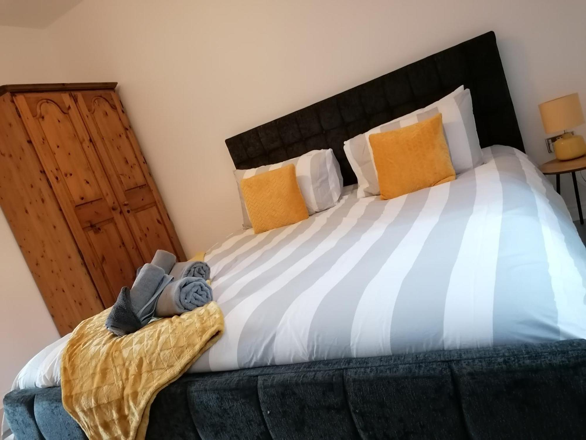 Agnes House Hotell Grimsby Exteriör bild