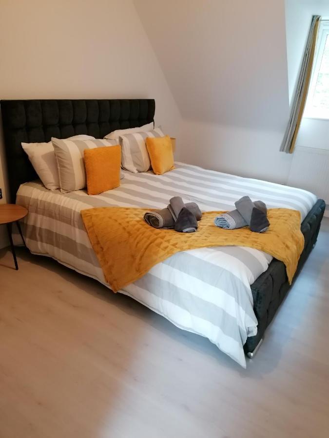 Agnes House Hotell Grimsby Exteriör bild